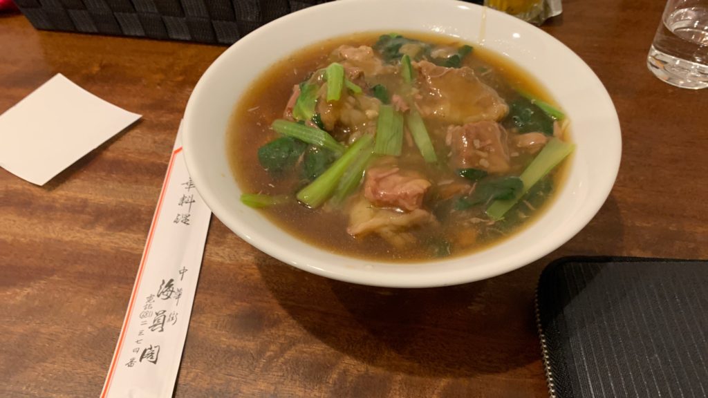 横浜中華街 海員閣の牛バラそば